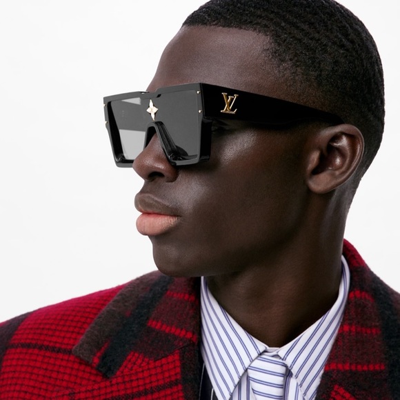 **SOLD**Louis Vuitton Cyclone unisex sunglasses Z1578W - Picture 1 of 15
